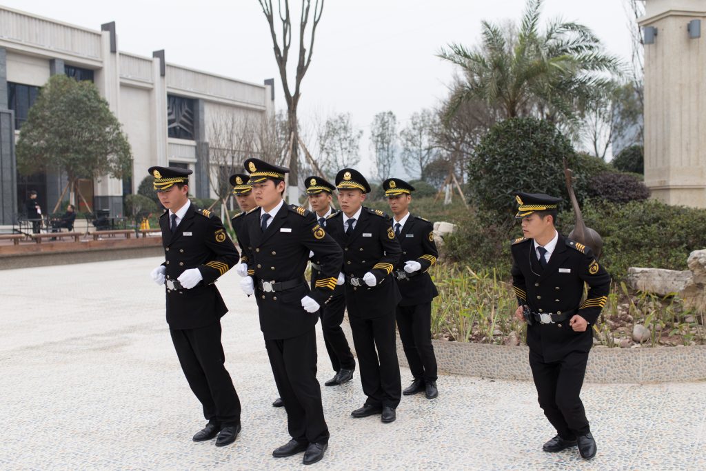 保安员具备的条件及和警察之间的区别在哪？